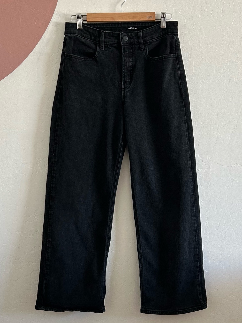 Old Navy Women’s High Rise Wide Leg Black Jeans - Straight Relaxed Fit size 6